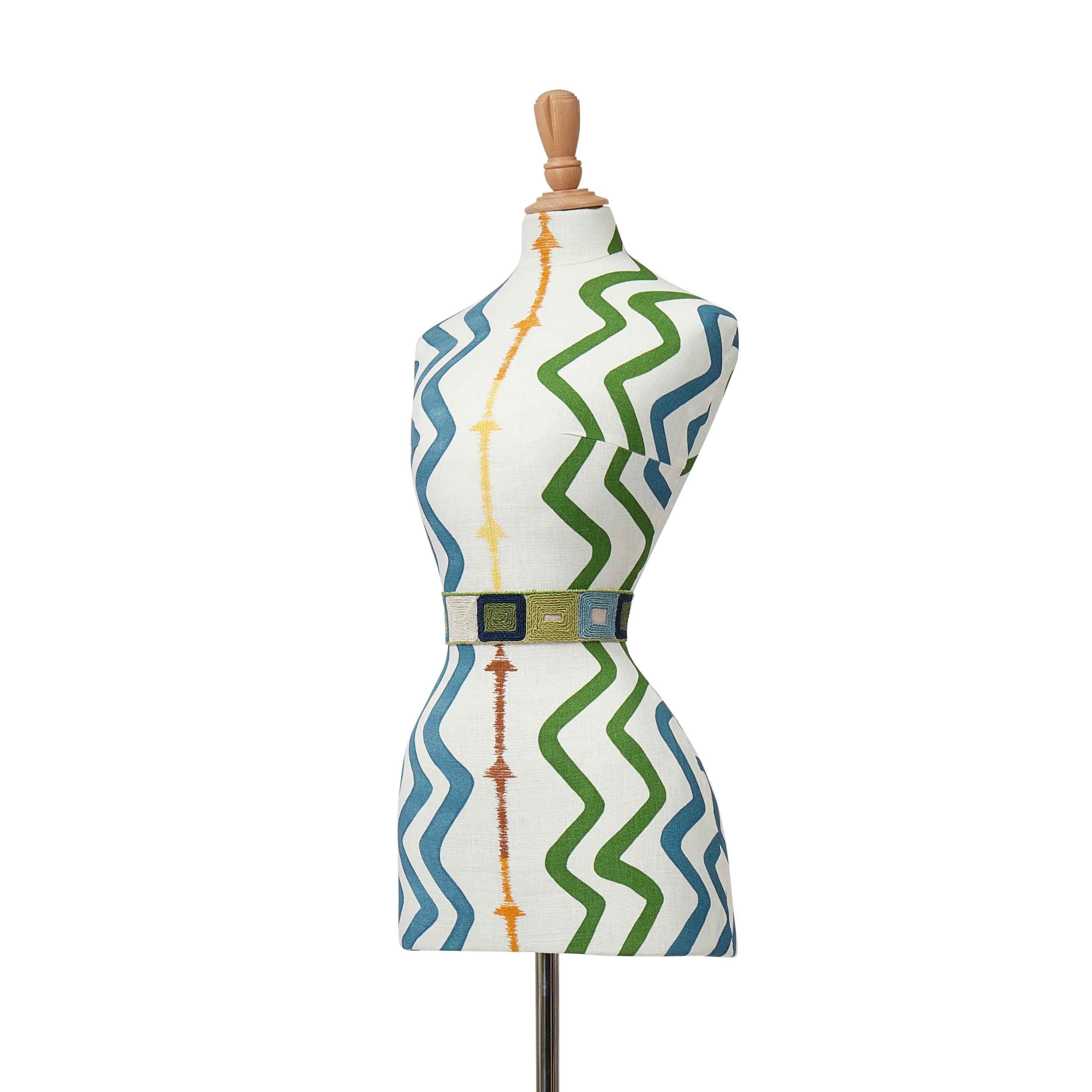 Rick Rack Mannequin