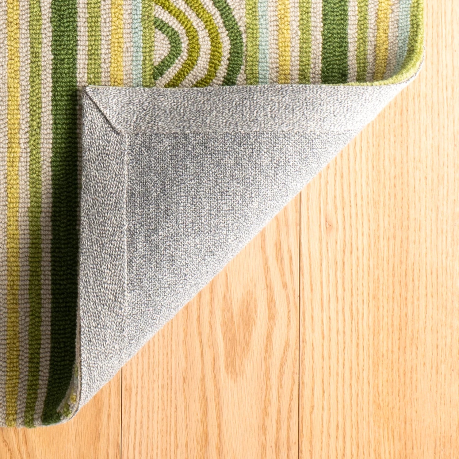 Button Olive Rug