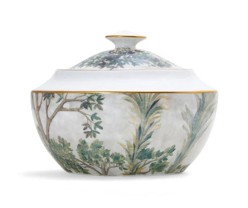 Kit Kemp's Tall Trees Covered sugar bowl , takes its inspiration from the Spode archive, with is lozenge- like sculpted form it makes for a refined addition to your tea service. The Covered Sugar bowl is enveloped in the soft natural tones of the Tall trees design, contrasting with the elegant white of the bone china , and trimmed in gold this truly is a stand out piece to admire.
