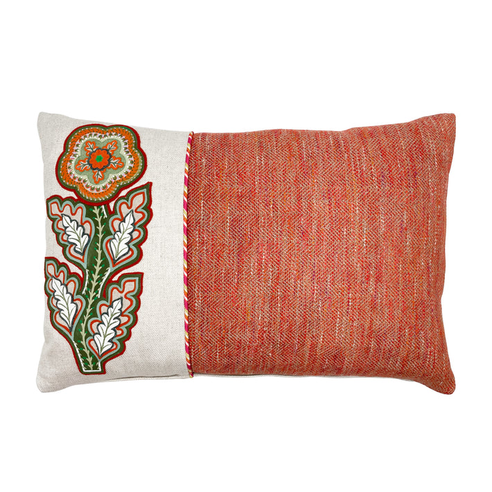 Duo Tashe Cinnamon Cushions