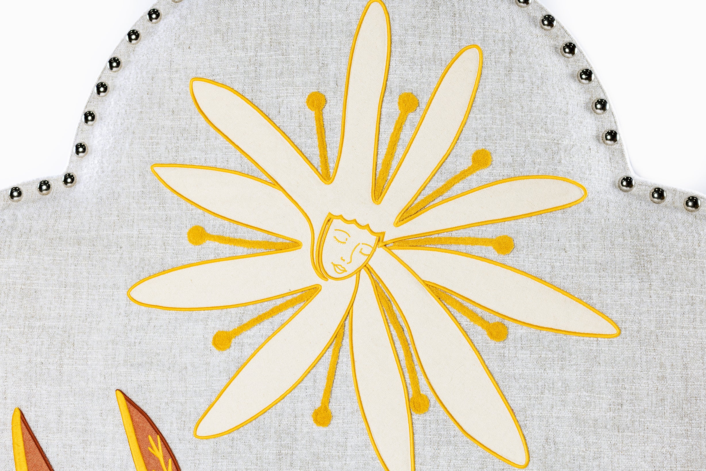Moonflower Headboard - Daisy