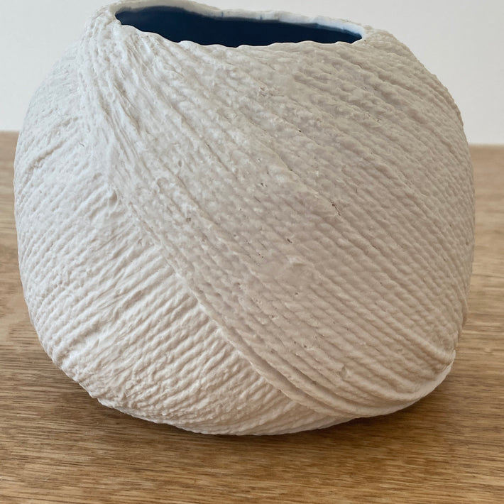 Large 'Ball of String' Vase