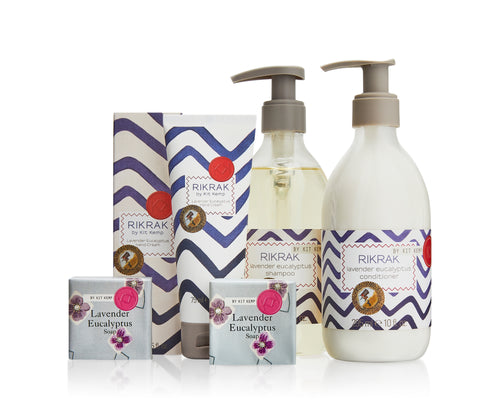 Hair wash ritual gifting set, contains a Lavender Eucalyptus scented shampoo, conditioner, two 50g soaps, & 75ml hand cream. 