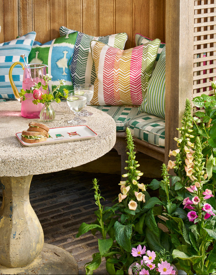 Casual dining sandwich and sharing food tray with doodle drawings design created by Willow Kemp for Spode. Perfectly sized and practical ceramic finish for picnic tables and sharing table settings.