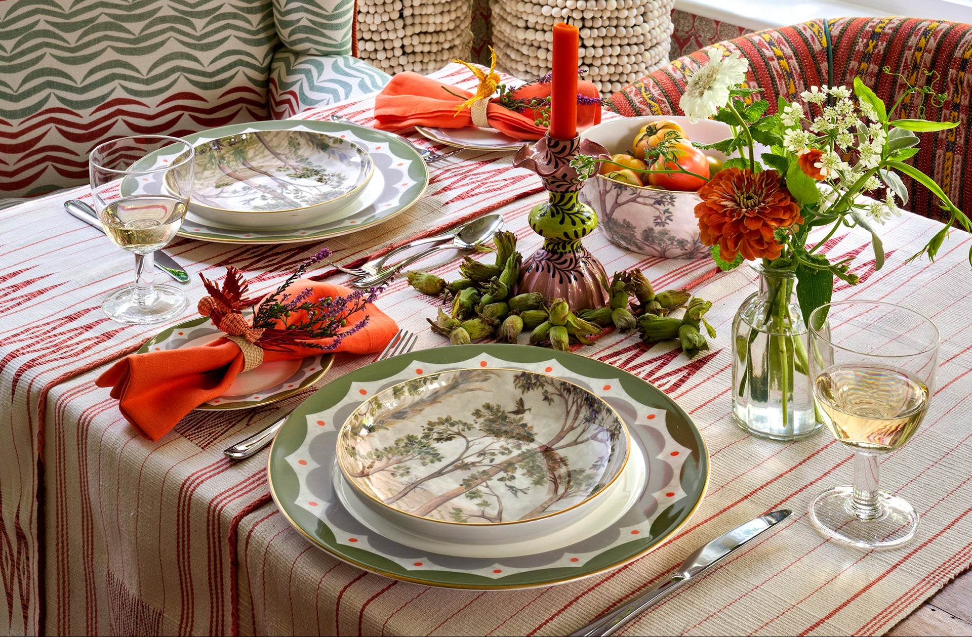 Tall Trees informal tableware setting and cutlery, with colourful napkins and Soho glasses, for perfect daily dining.