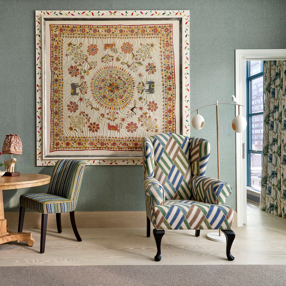 White Sunny Robin Floor Lamp