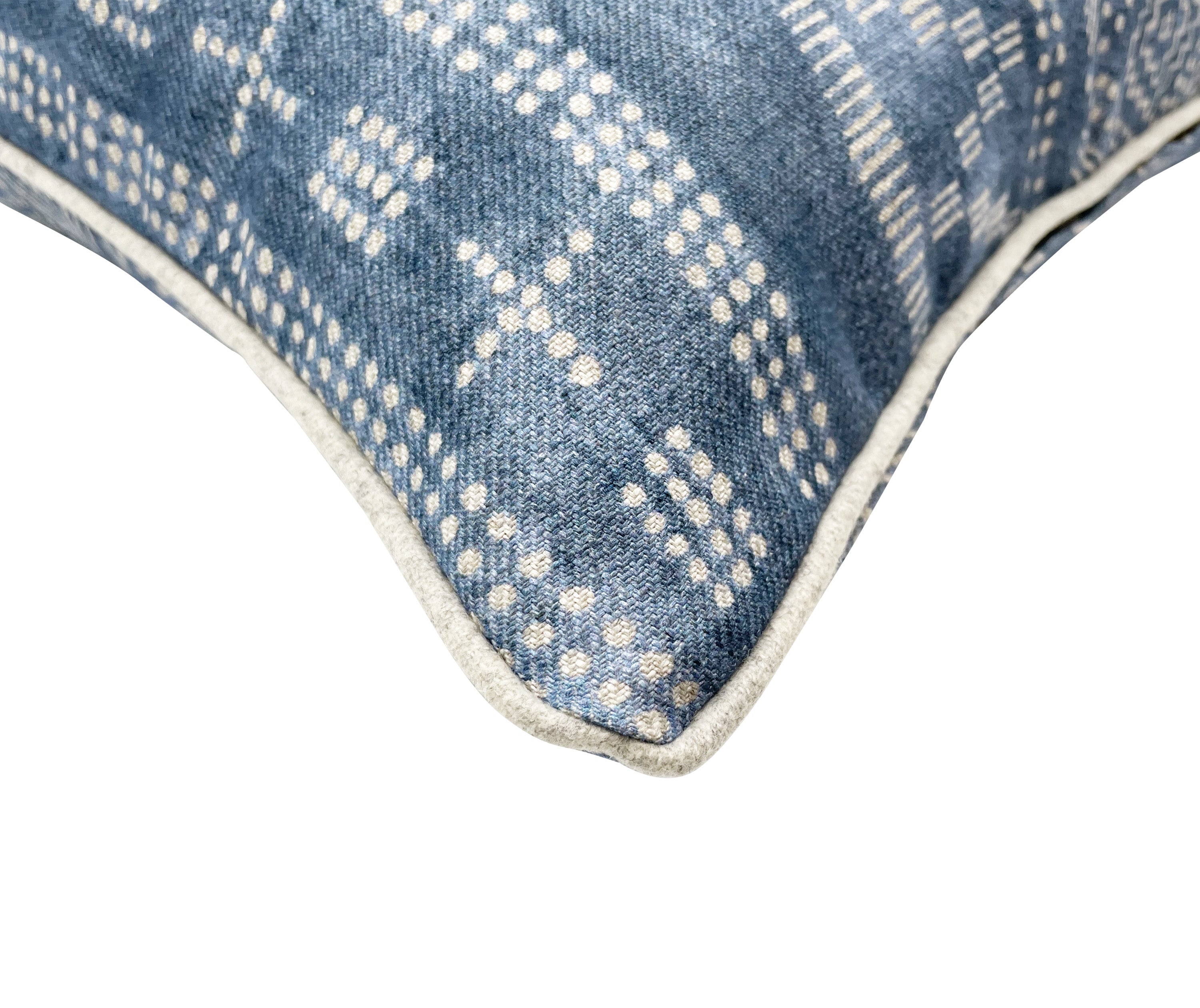 Shiloh Blue/White Cushion
