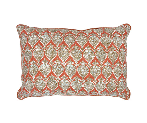 The Orange Sari cushion, with is soft orange base, and aqua paisley like pattern repeat is a beautifully delicate colour combination, taken from one of Kit's new room schemes. This gorgeous cushion is offered in the rectangular shape ideal to dress your bed, with a sprinkle of colour or in a square for your favourite chair. Material: 100% Linen Size: 60 x 40cm / 23.6 x 15.75in